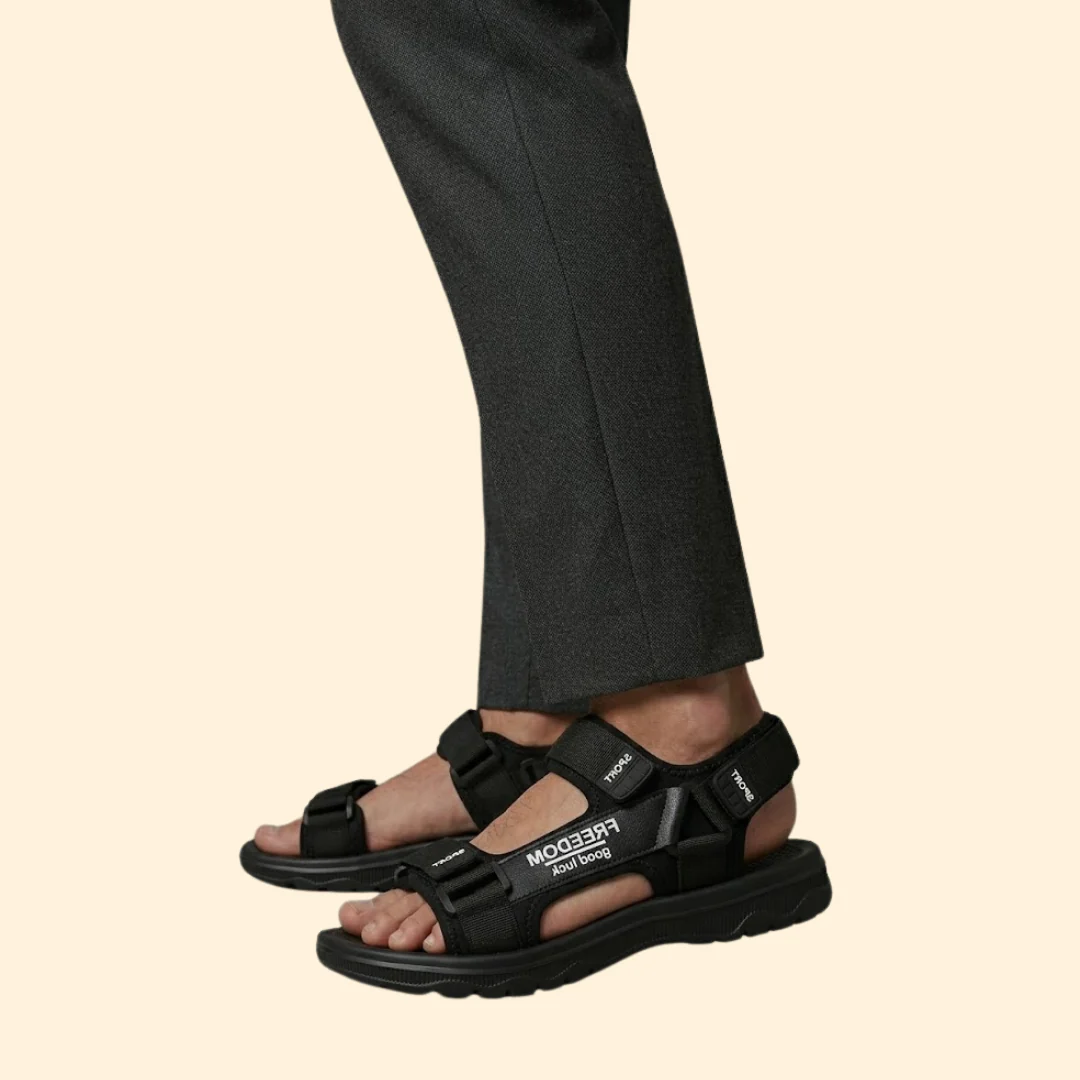 Men's Beach Sandals with Cushioned Sole - Image 5