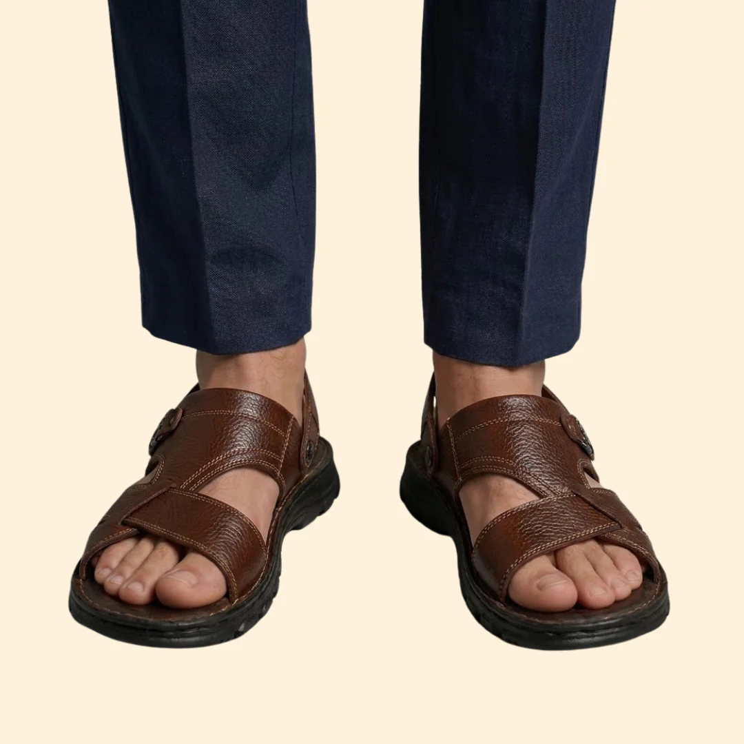 Men's Leather Sandals with Crisscross Straps - Image 7