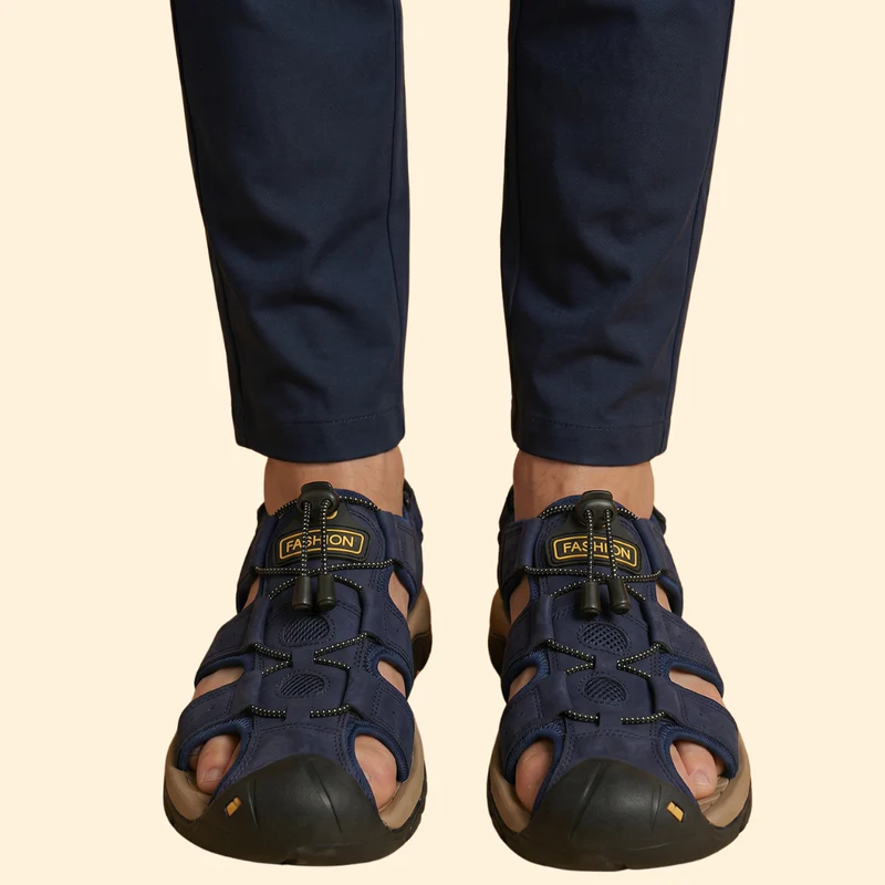 Men's Outdoor Sandals with Toe Cap - Image 3