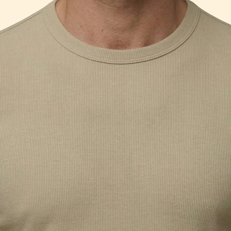 Men's Stylish Sports T-Shirt with Modern Fit - Image 5