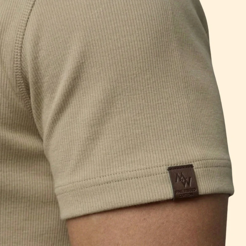 Men's Stylish Sports T-Shirt with Modern Fit - Image 6