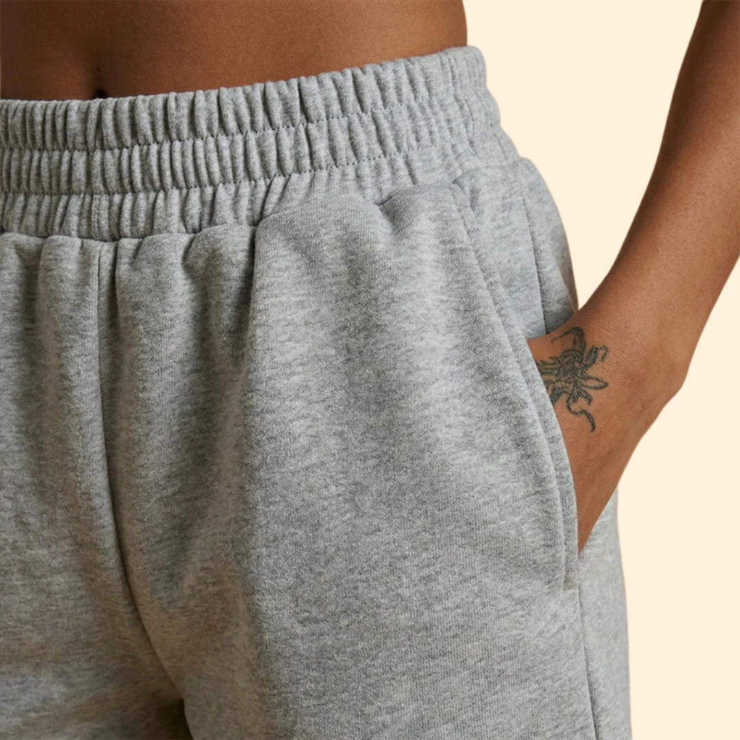 Women's Active Set with Sporty Crop Top - Image 7