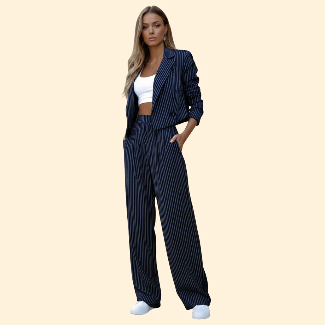 Women’s Blazer Set with Short Sleeves - Image 5