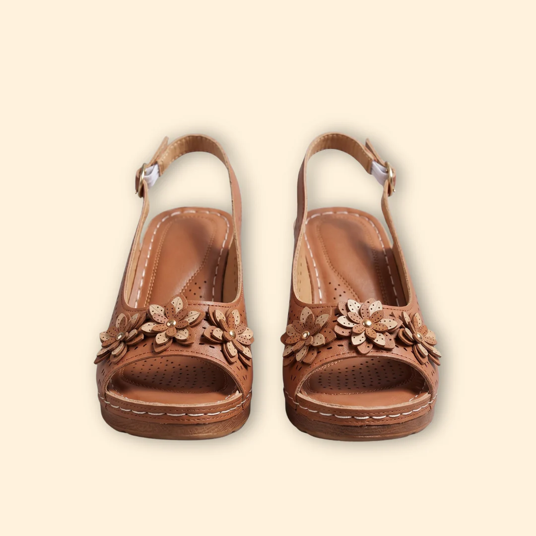 Women's Block Heel Sandals with Floral Applique