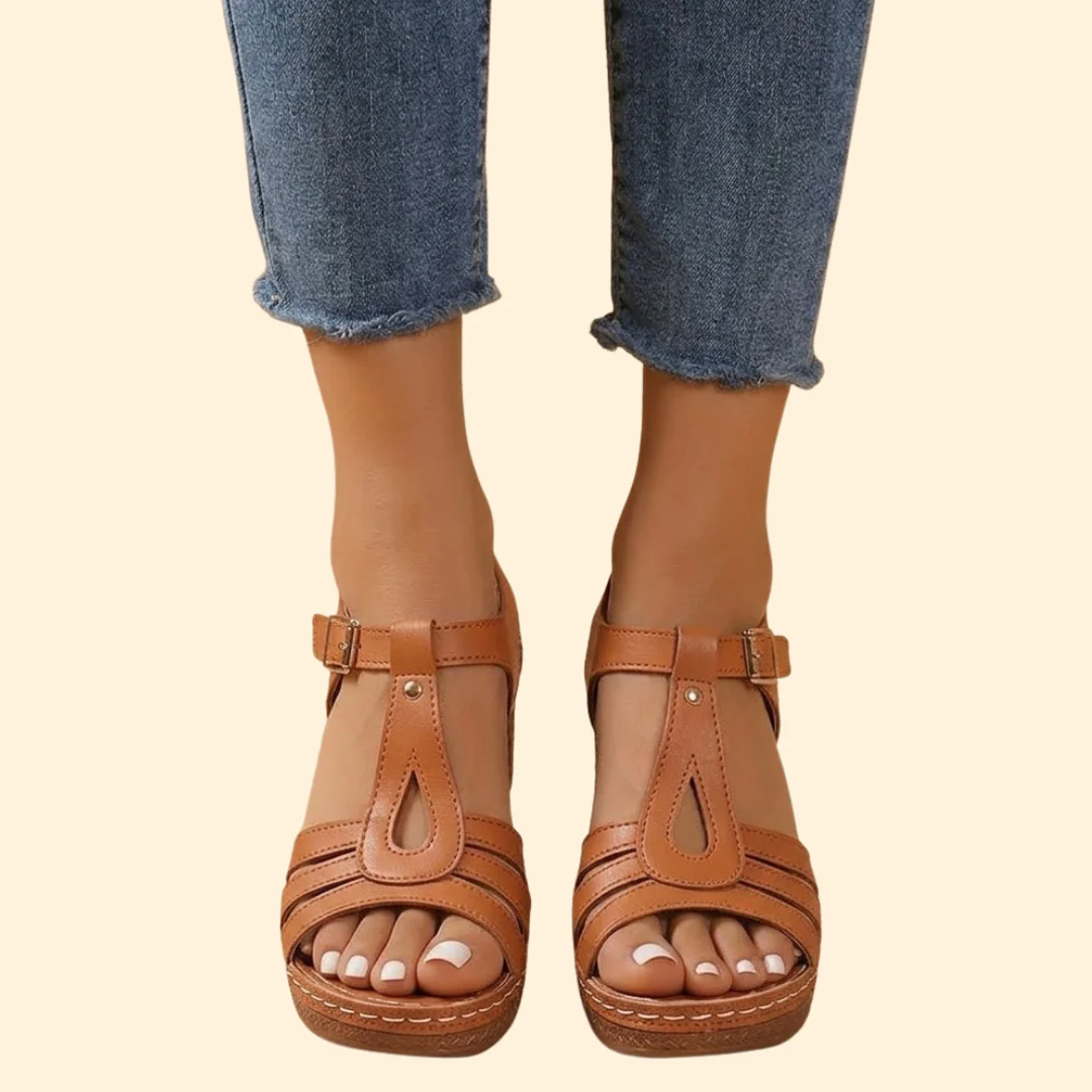 Women's Block Heel Sandals with T-Strap - Image 10