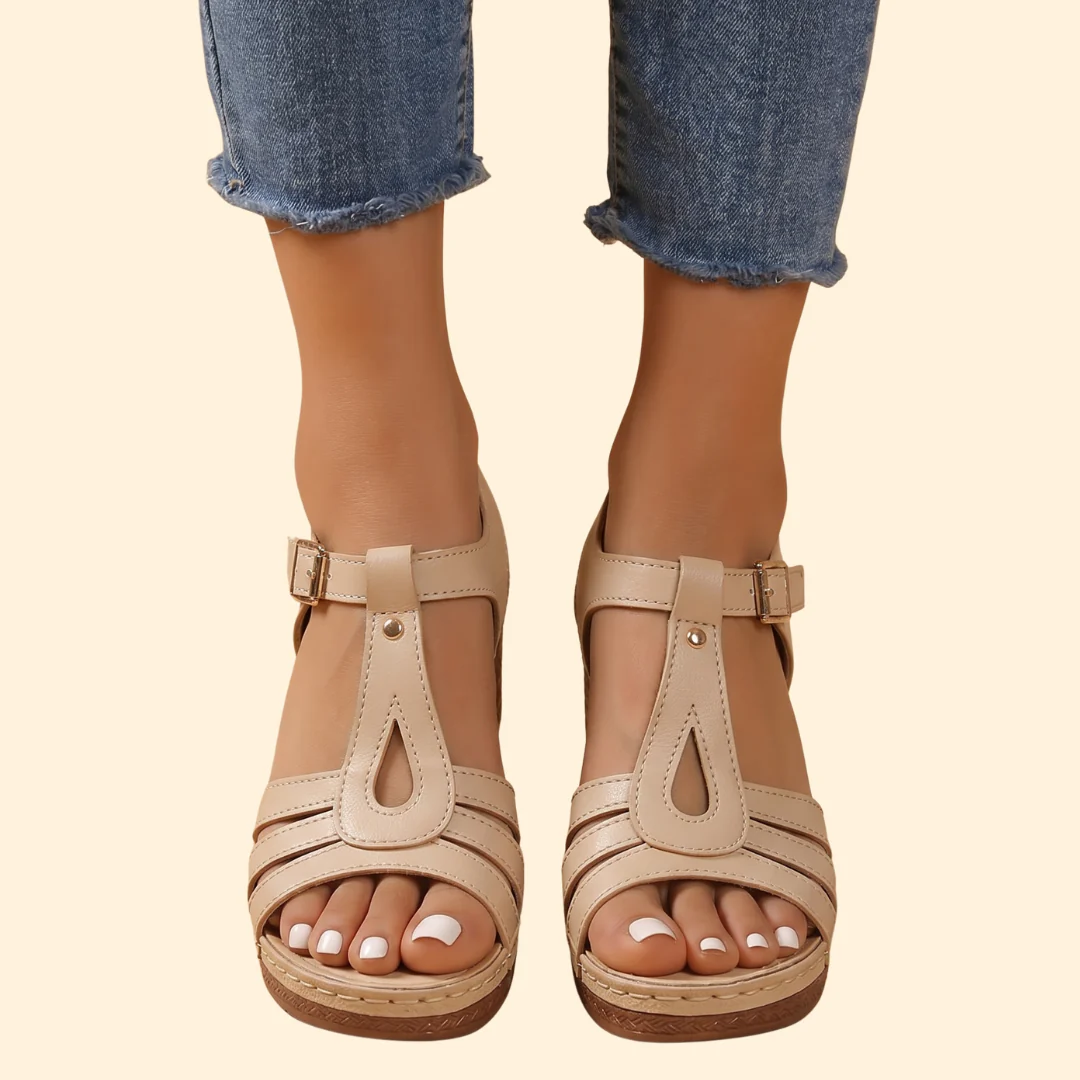 Women's Block Heel Sandals with T-Strap - Image 12