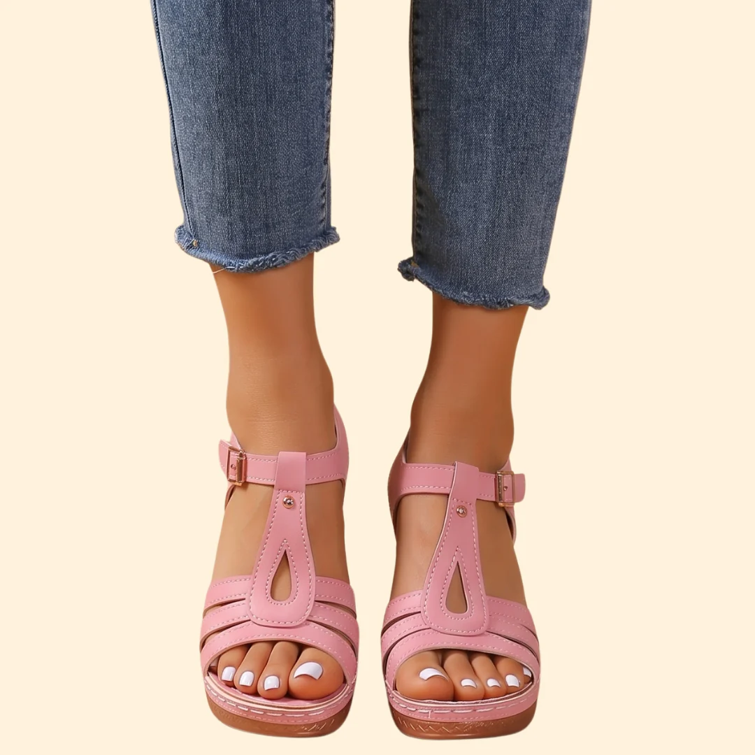 Women's Block Heel Sandals with T-Strap - Image 3
