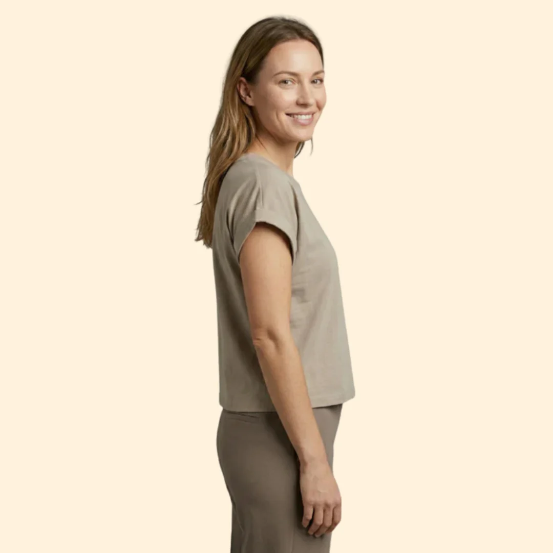 Women’s Casual Crop Top with Relaxed Fit - Image 3