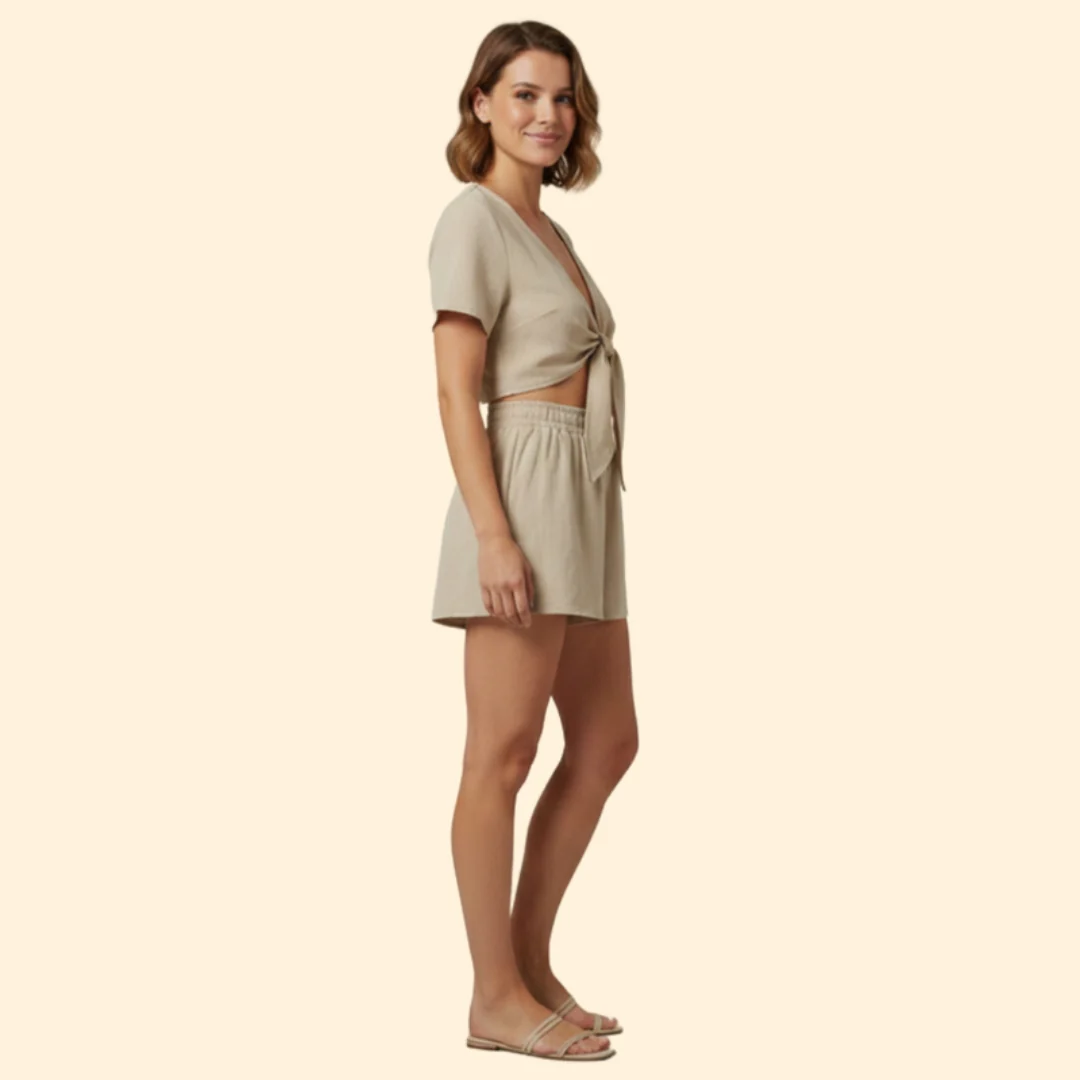 Women’s Casual Outfit with V-Neck Crop Top - Image 3