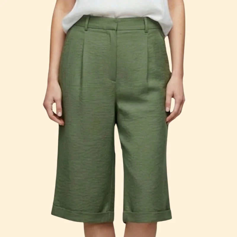 Women’s Casual Shorts with Pleated Front - Image 3