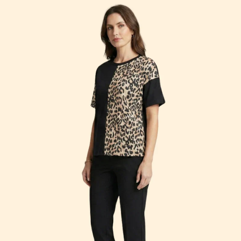 Women’s Casual T-Shirt with Leopard Print - Image 3