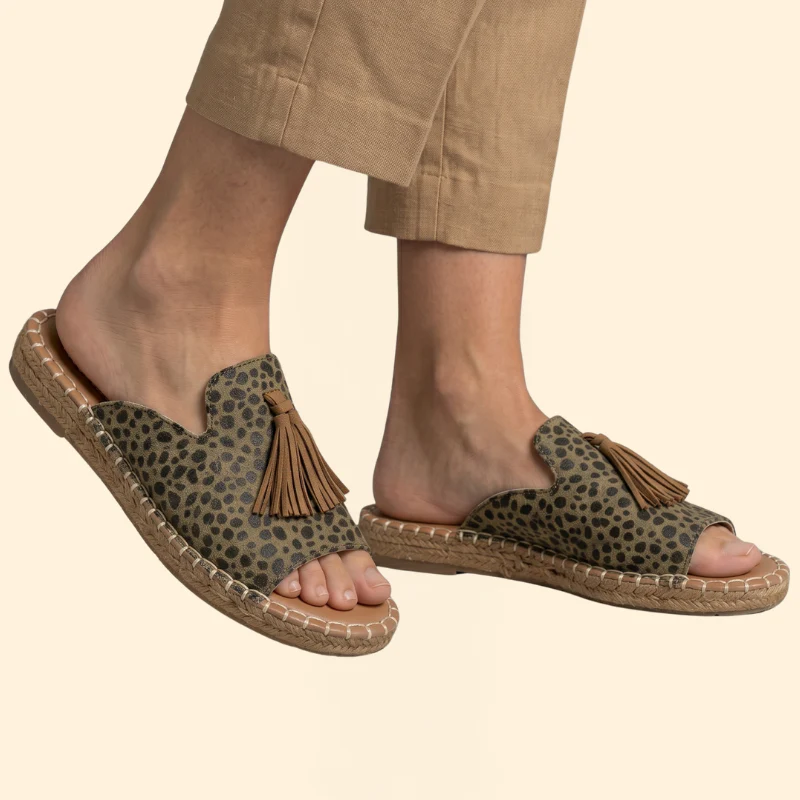 Women's Cushioned Slip-on Sandals - Image 4