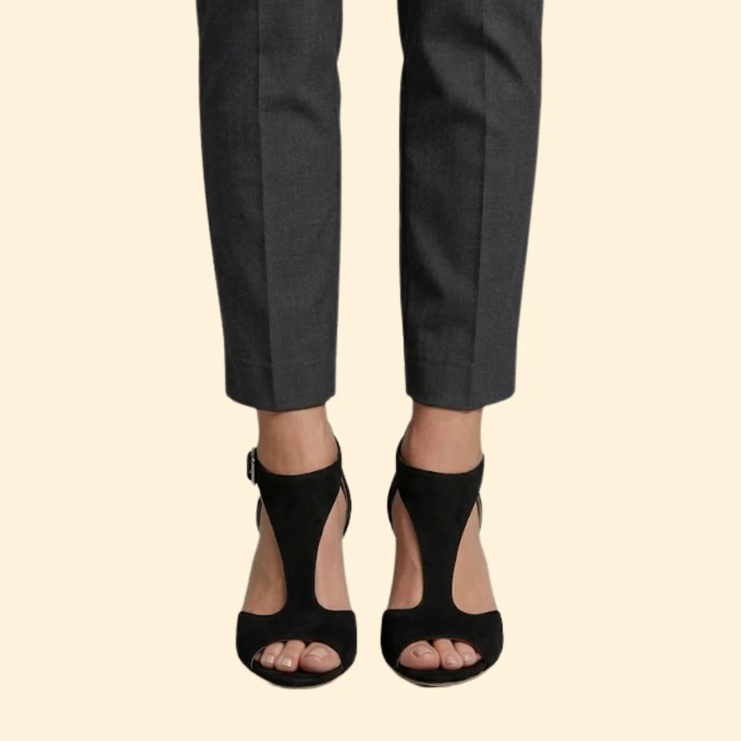 Women's Cutout heeled with Zipper - Image 3