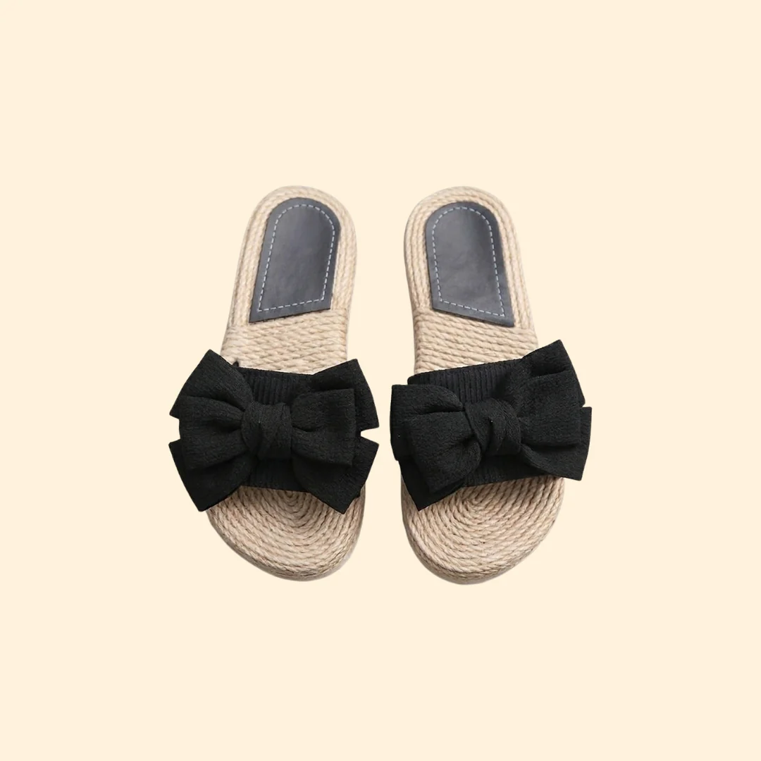 Women’s Flat Sandals with Oversized Bow