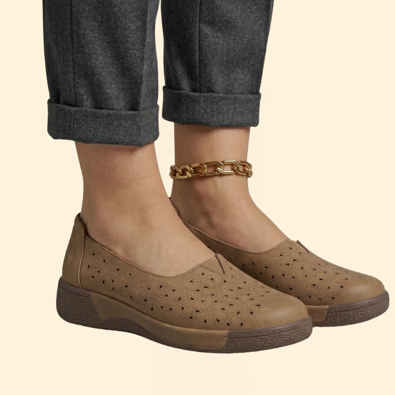 Women's Leather Platform Loafers - Image 8
