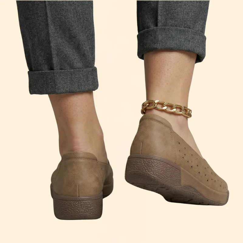 Women's Leather Platform Loafers - Image 9