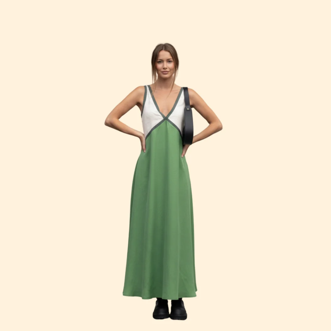 Women’s Maxi Dress with Flattering Silhouette - Image 2
