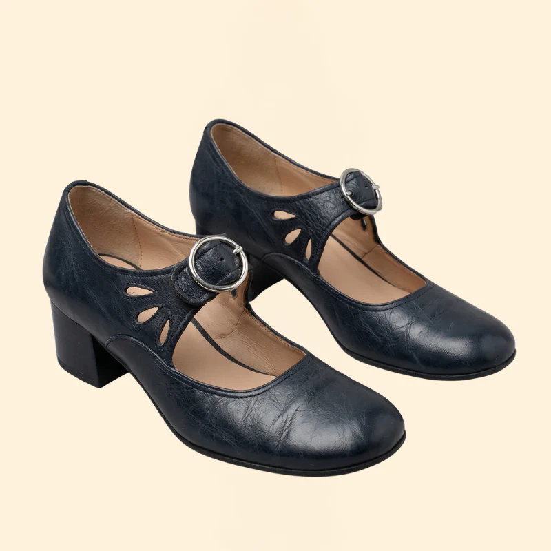 Women's Round Toe Mary Janes with Circular Buckle