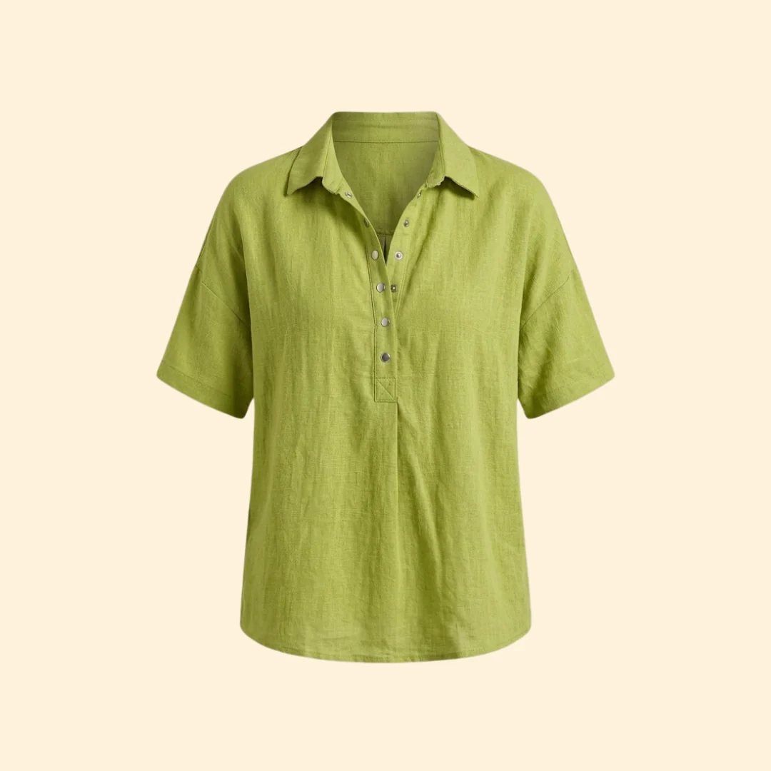 Women’s Short Sleeve Top with Pointed Collar
