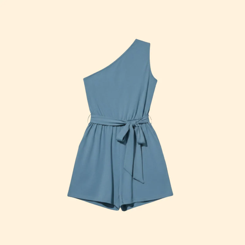 Women’s Sleeveless Jumpsuit with Modern Design