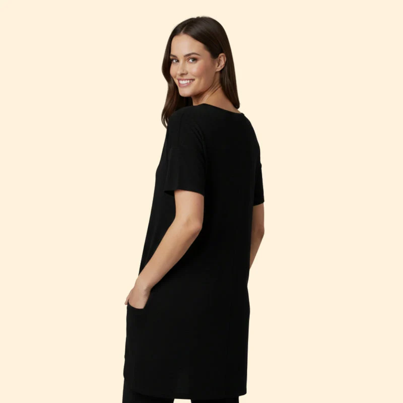 Women’s V-Neck T-Shirt with Pockets - Image 5