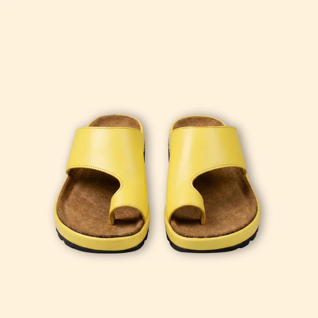 Women’s Walking Sandals with Toe Loop