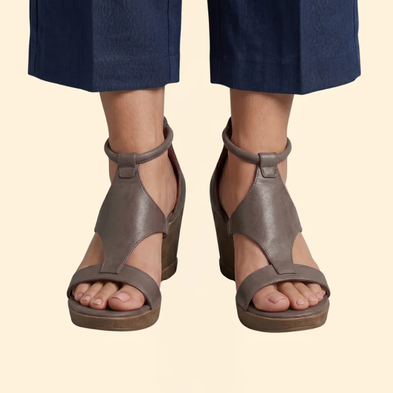 Women's Wedge Sandals with T-Strap - Image 8